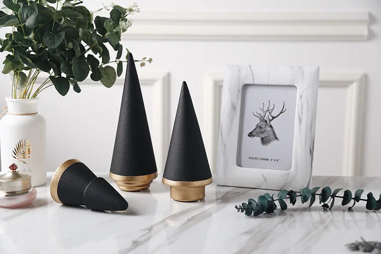 Nordic Ceramic Christmas Tree Ornament – Minimalist Black & White Décor